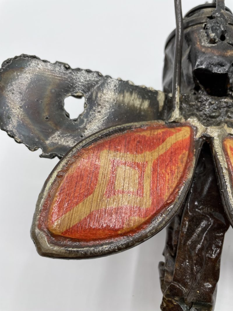 Sculpture métal papillon rouge – Image 3
