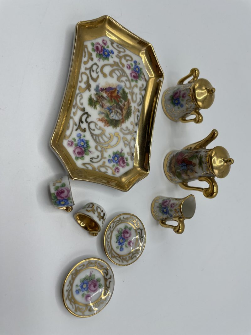 Petite dînette de poupée en porcelaine de Limoges – Image 4