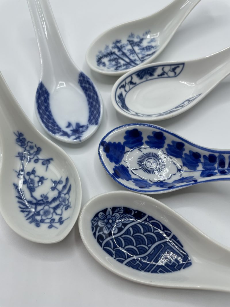 Lot de 6 cuillères à soupe chinoise bleues – Image 2