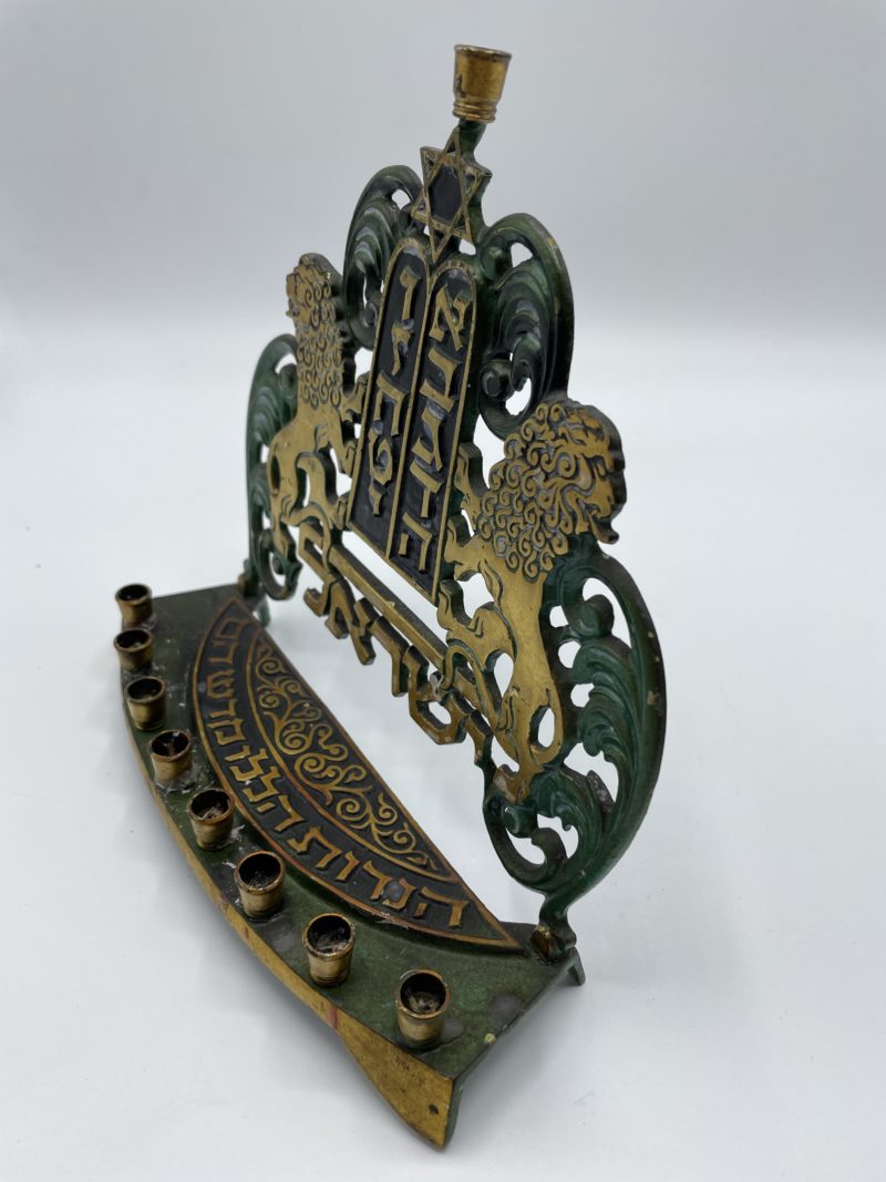 Bougeoir menorah Hanoukka en laiton et métal – Image 3