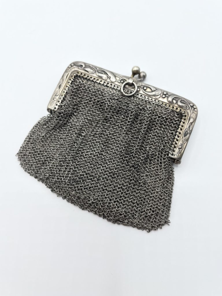 Cotte De Maille En 7 Lettres