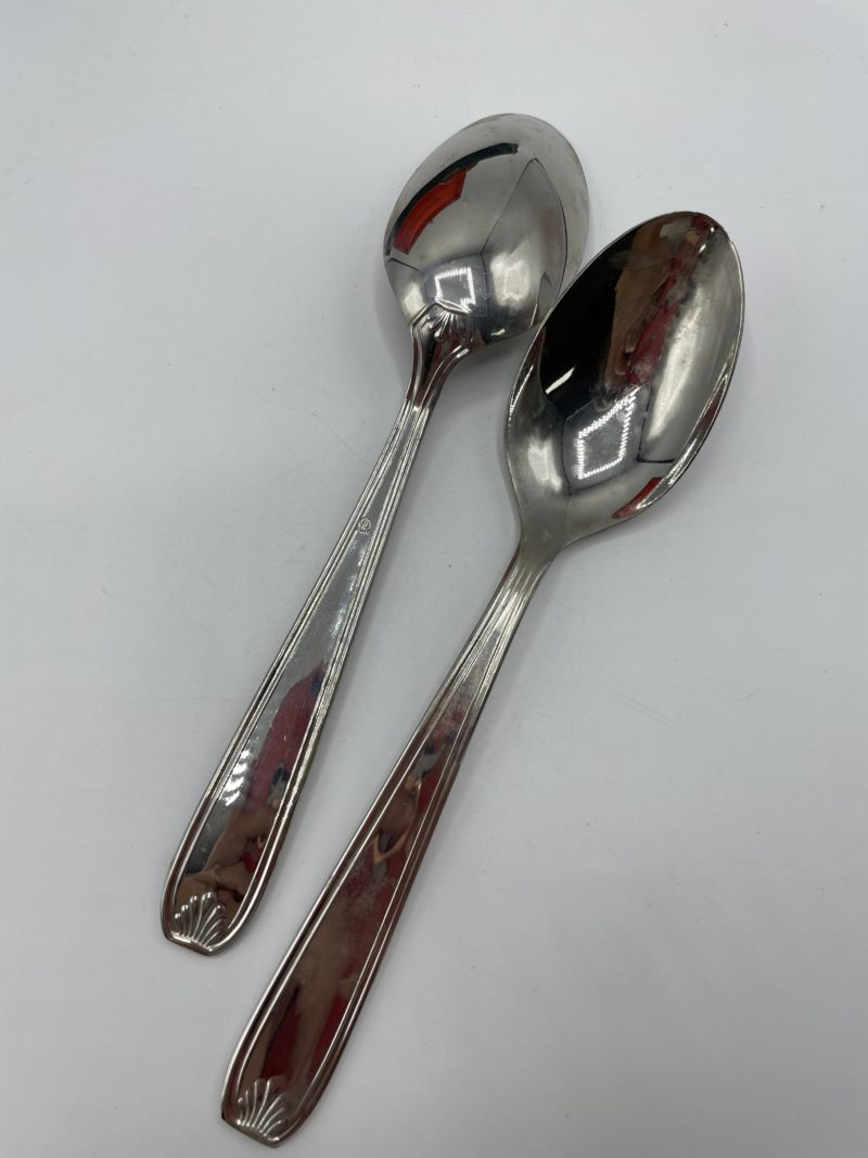 Coffret de 8 cuillères à soupe Guy Degrenne – Image 3
