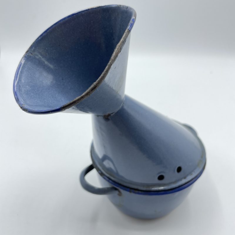 inhalateur vintage emaille bleu