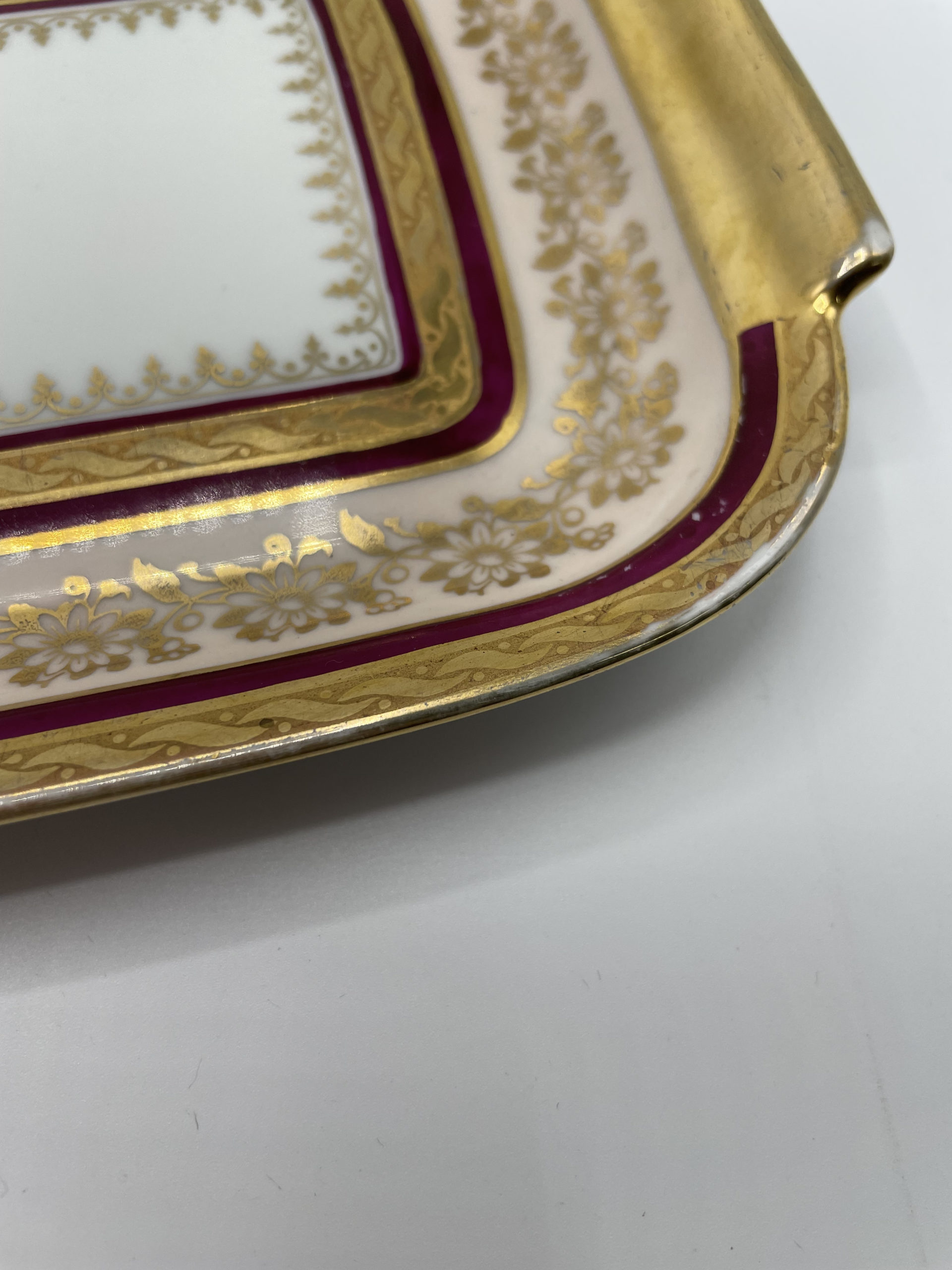 PLAT CAKE LIMOGES EMPIRE 37X15 - Maison de la Porcelaine