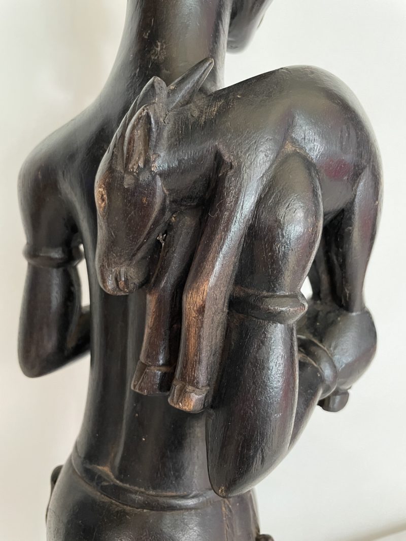 Sculpture bois d'ébène jeune chasseur – Image 4