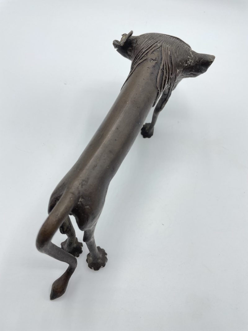 Sculpture lion en bronze du Bénin – Image 2