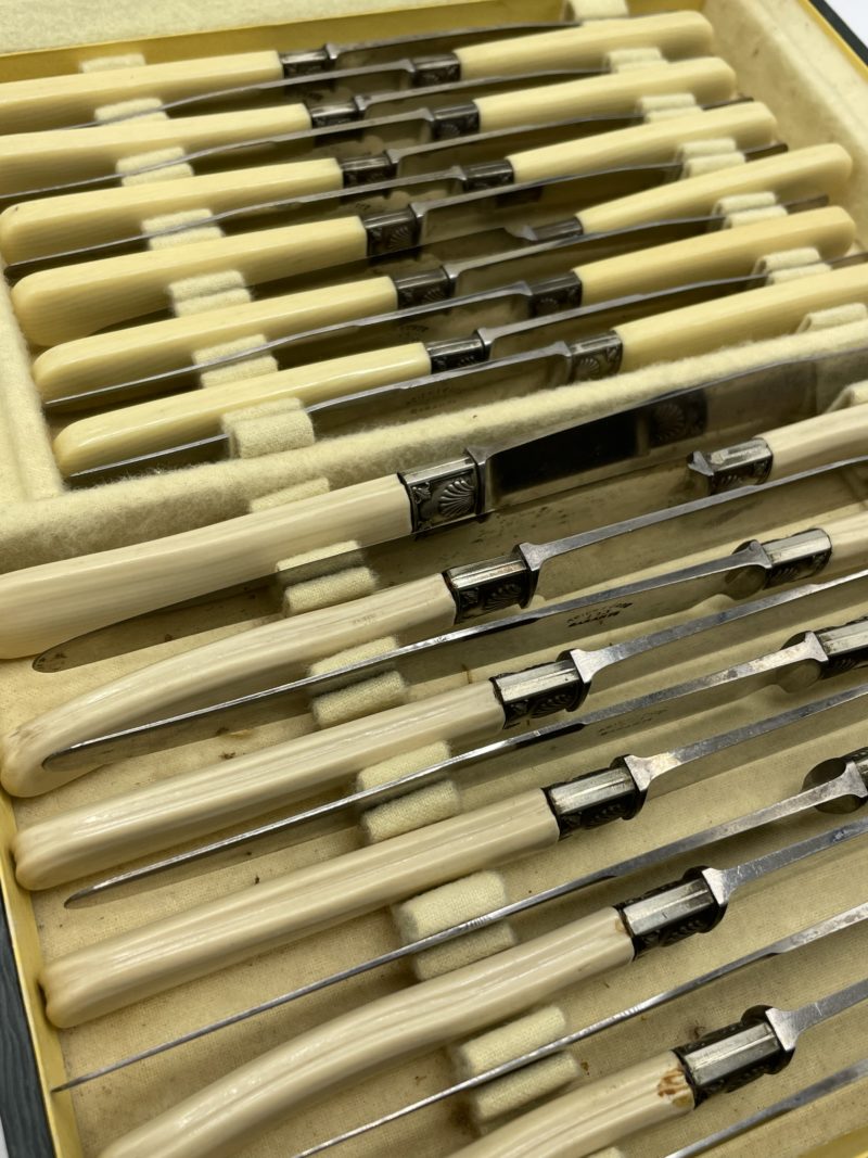Set de 24 couteaux lame acier et manche beige – Image 4