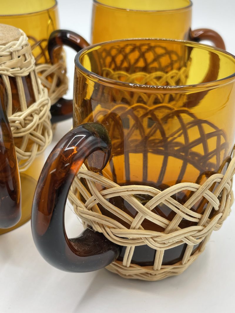 Lot de 6 tasses vintage en rotin – Image 4