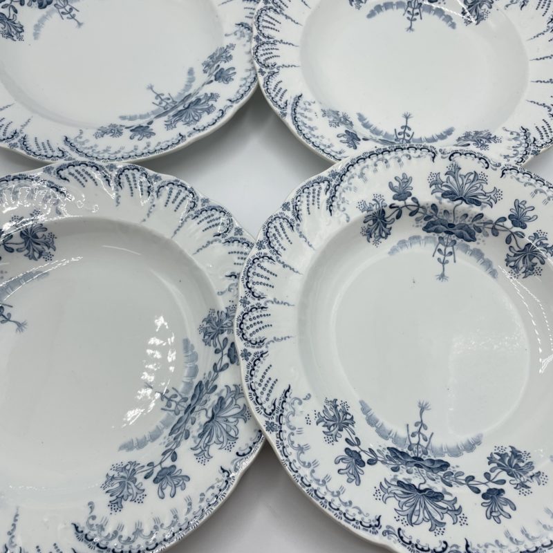 assiette vintage bleu terre de fer saint amand hamage