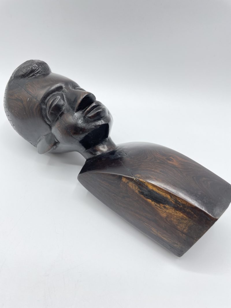 Sculpture buste d'homme en ébène – Image 5