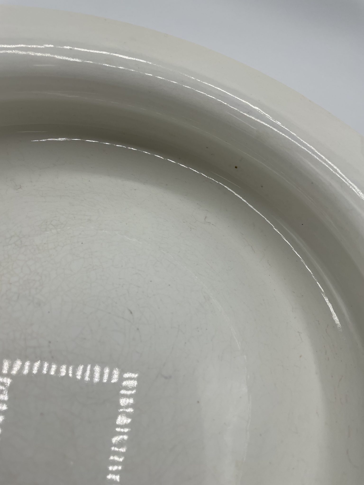 Vase de nuit ou pot de chambre vintage DIGOIN SARREGUEMINES Ressourcerie Histoires Sans Fin