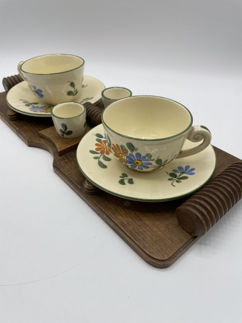 set petit dejeuner plateau tasse