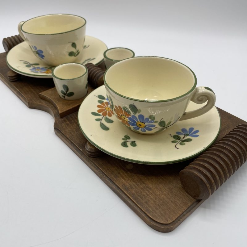 set petit dejeuner plateau tasse