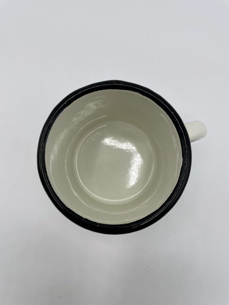Tasse émaillée vintage blanc et noir – Image 3
