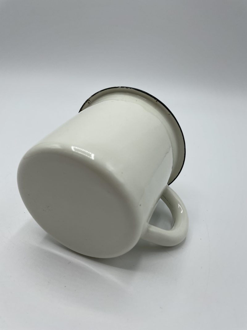 Tasse émaillée vintage blanc et noir – Image 4