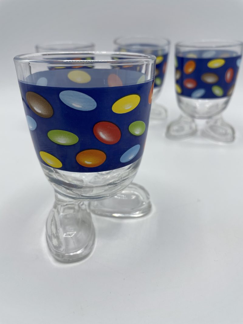 Lot de 4 verres à pied Smarties – Image 2