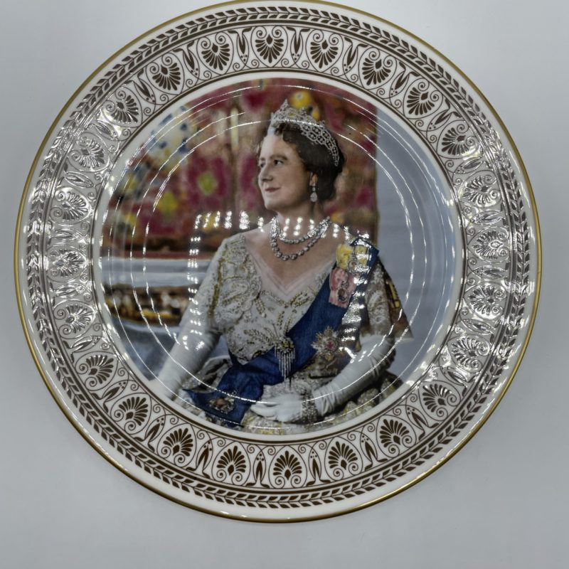 assiette-collection-staffordshire-crown-elizabeth-anniversary-queen-mother