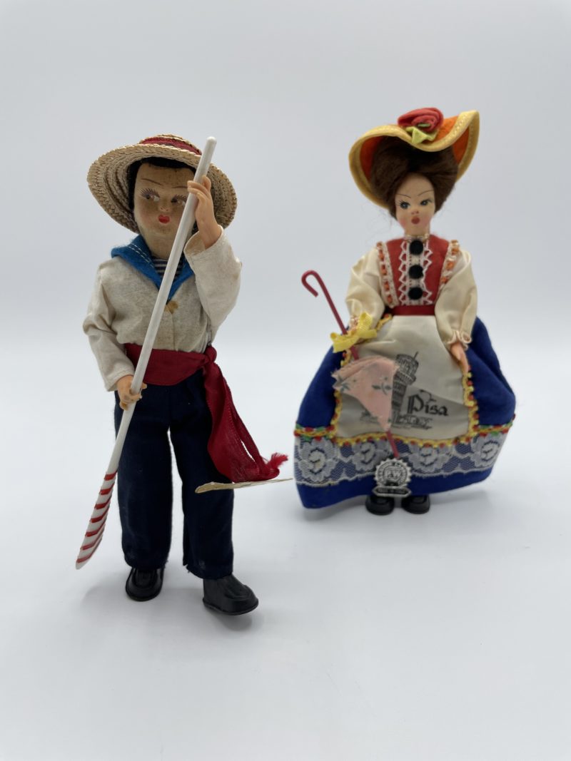 Collection poupées vintage souvenirs de voyage – Image 10