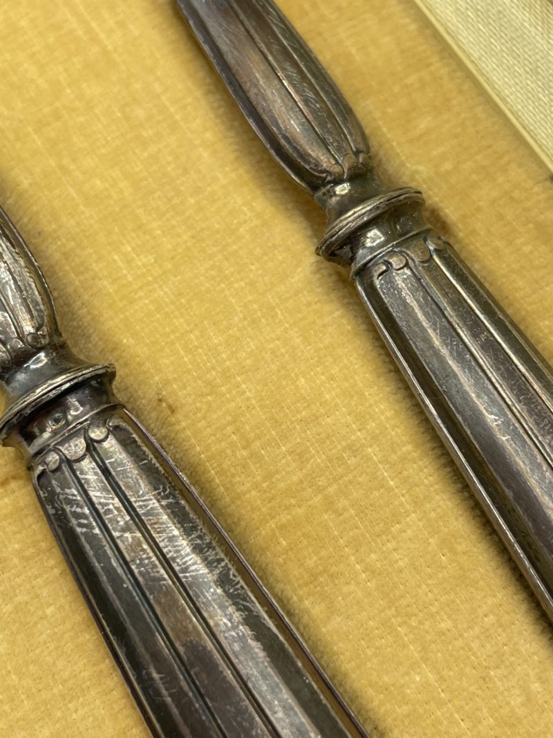 Couverts pour service à salade en argent et ivoire vintage – Image 5