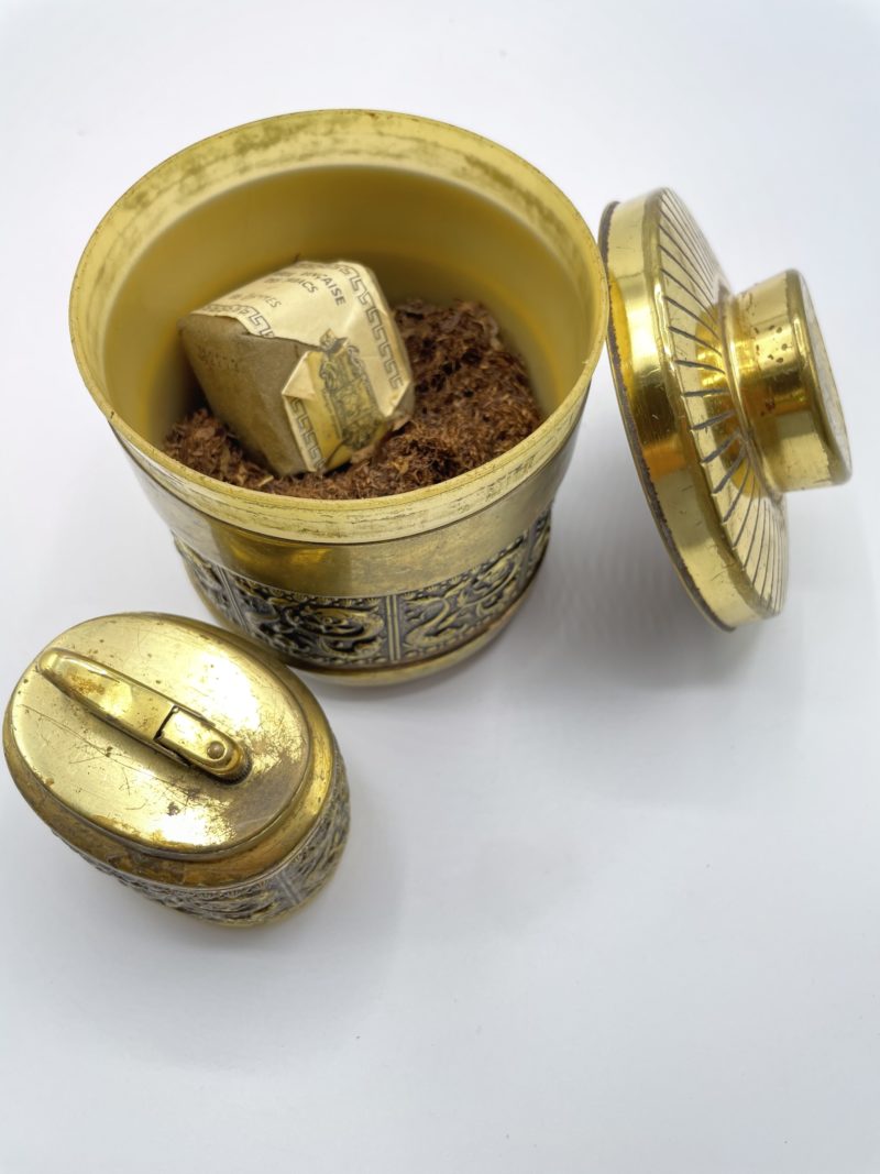 Boite à tabac et briquet vintage – Image 3