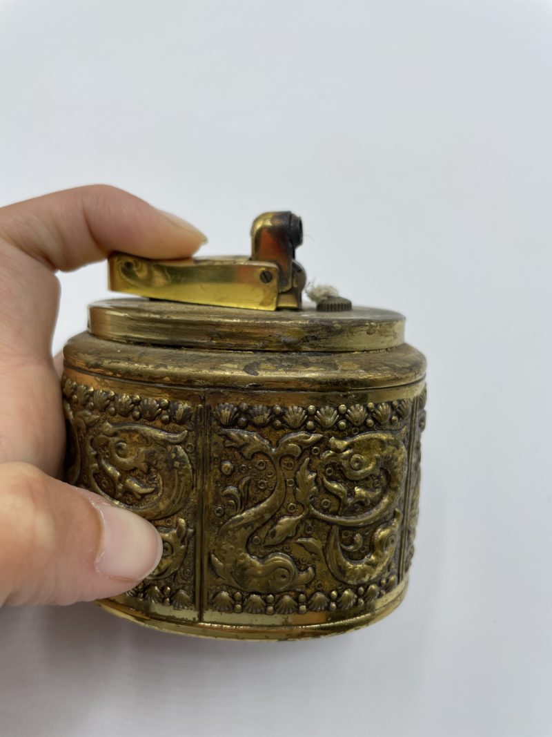 Boite à tabac et briquet vintage – Image 5