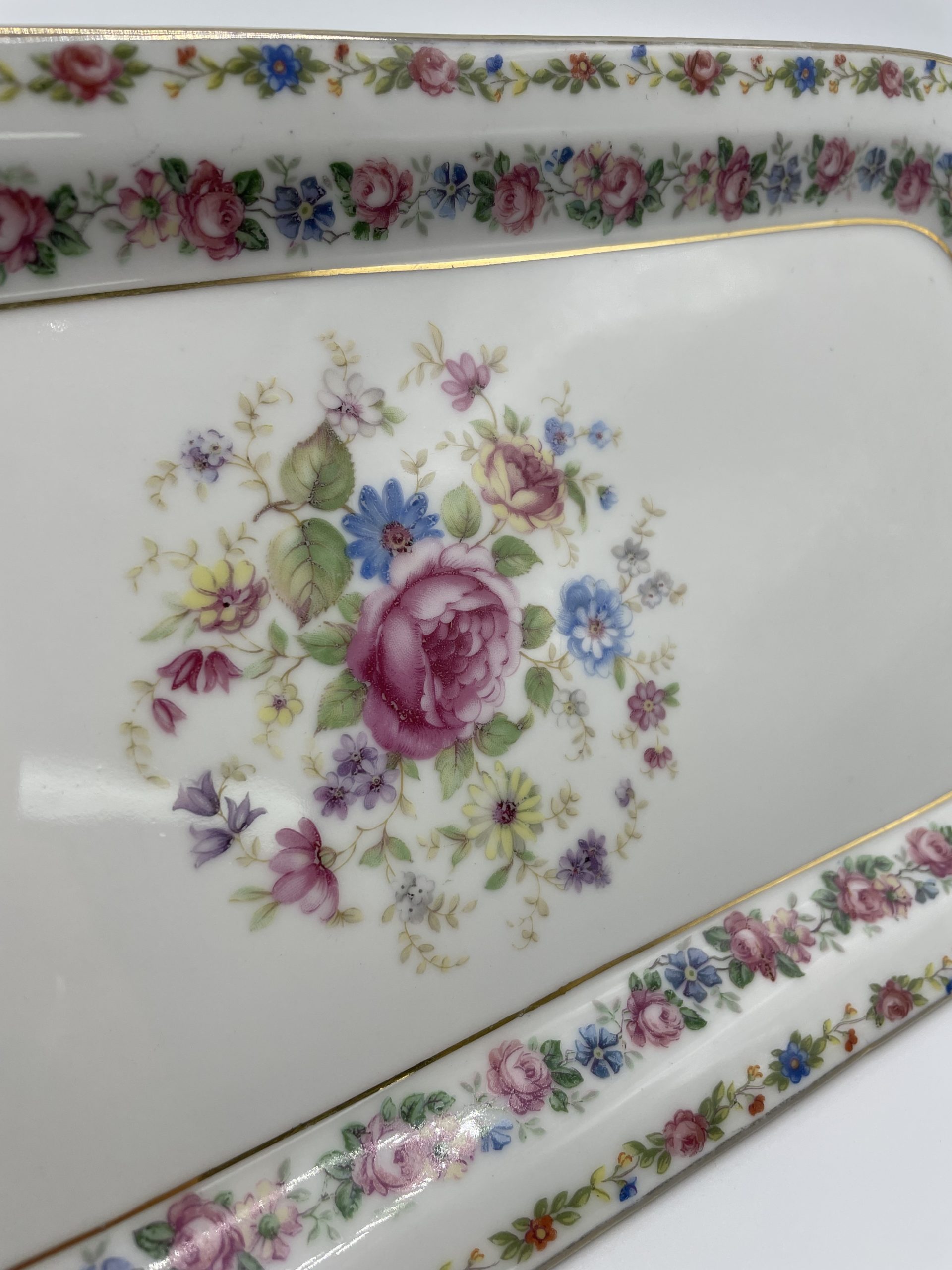 PLAT CAKE LIMOGES EMPIRE 37X15 - Maison de la Porcelaine