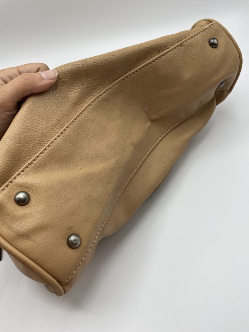 Sac à main en cuir souple beige MAC DOUGLAS – Image 4