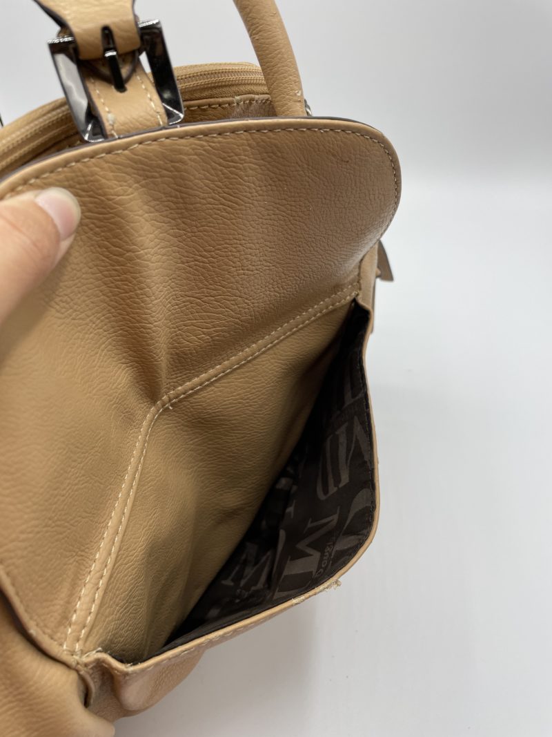 Sac à main en cuir souple beige MAC DOUGLAS – Image 13