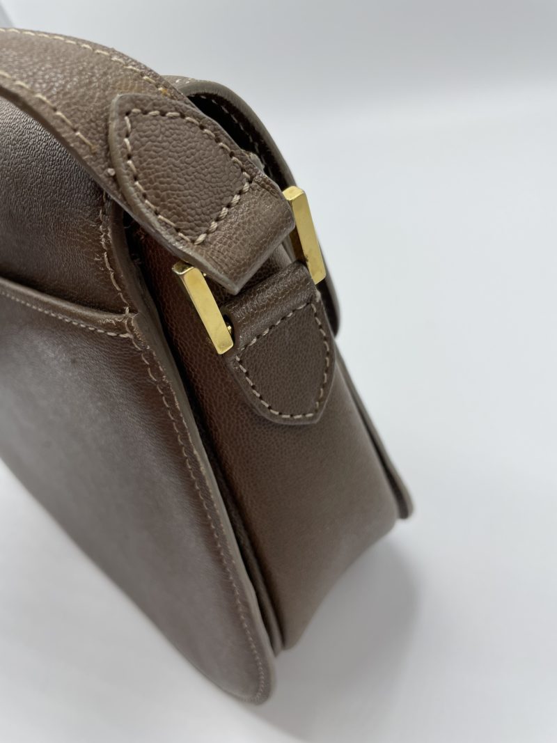 Sac en cuir bandoulière chocolat LANCEL Paris – Image 5