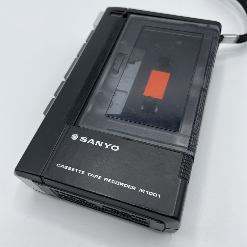 enregitreur cassette vintage sanyo tape recorder m1001