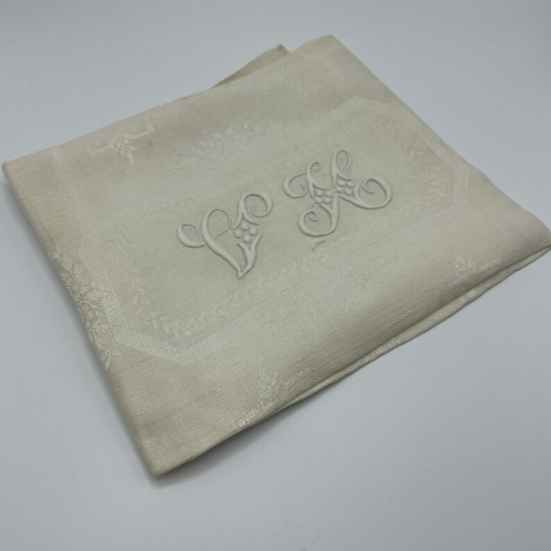 serviette vintage ancienne monogramme broderie