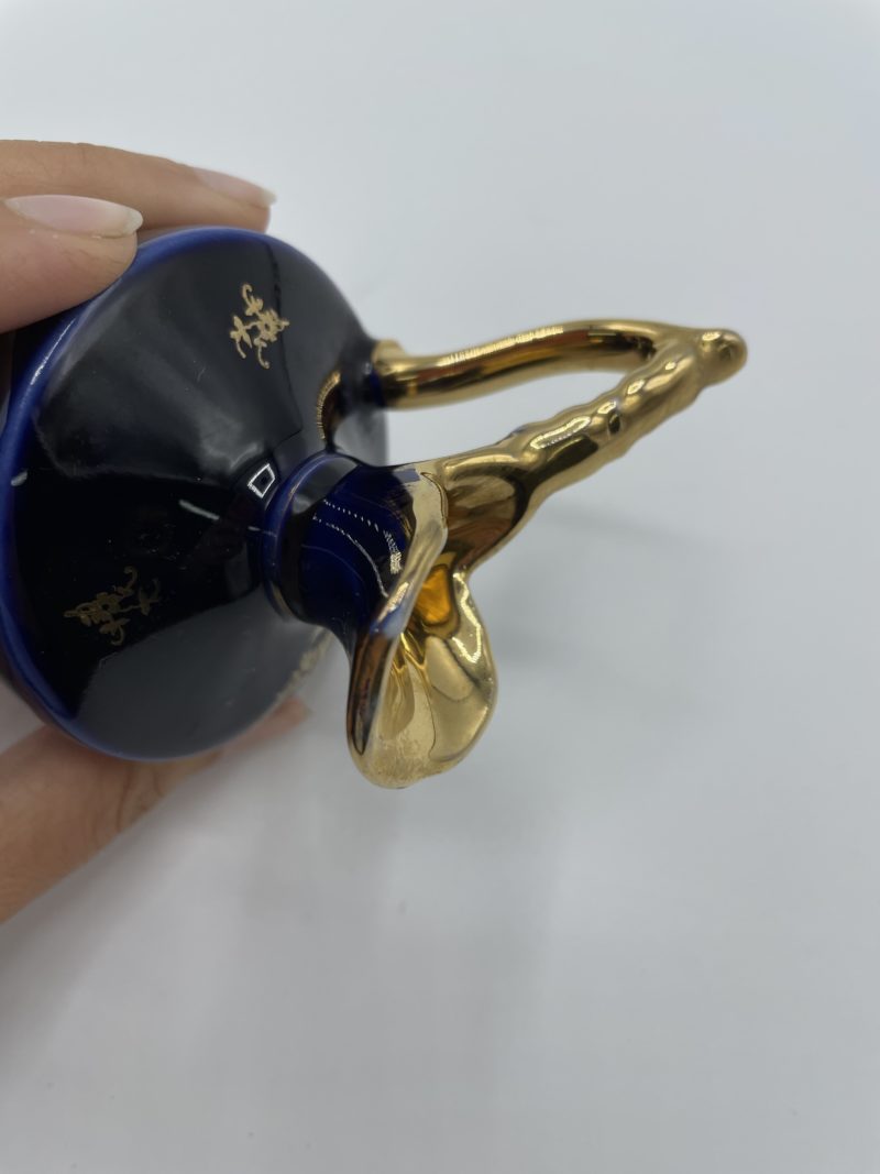 Soliflore porcelaine du Lys Royal bleu marine et or – Image 4