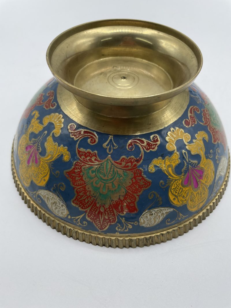 Grande coupelle à pied en laiton indienne vintage – Image 3