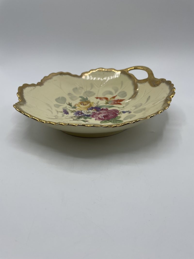 Coupe saladier à pied vintage en porcelaine et émail de Limoges – Image 4