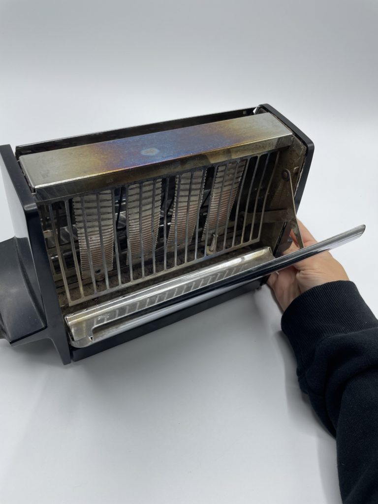 Grille pain vintage en inox CALOR Ressourcerie Histoires Sans Fin — free download