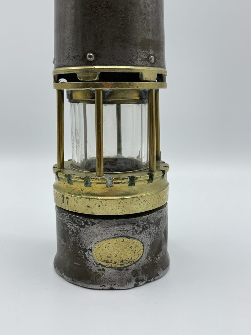 Ancienne lampe de mineur avec cheminée verre Baccarat – Image 7