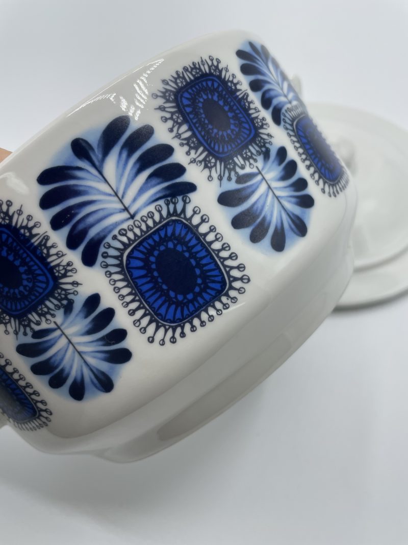 Plat porcelaine à feu ou légumier vintage Apilco décors LML sur Berry et Limoges – Image 4