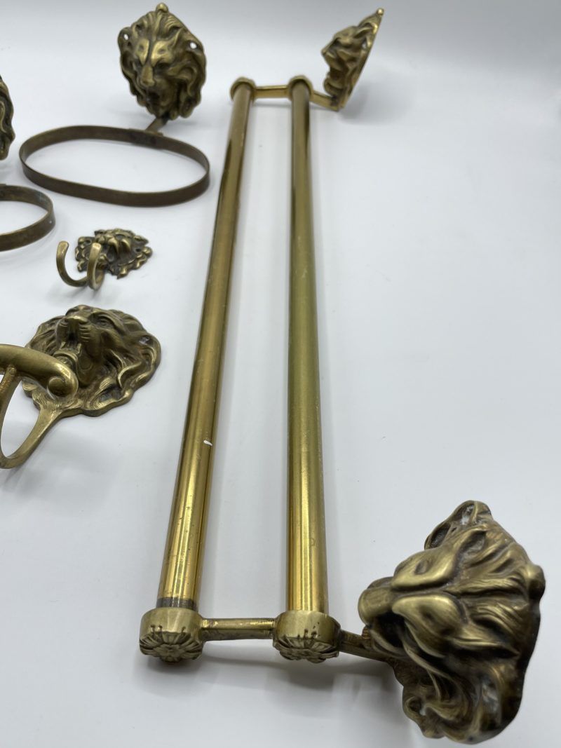 Lot patères et porte serviette vintage pour salle de bain lion en étain doré – Image 8