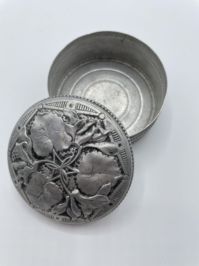 Petite boîte ronde en aluminium – Image 3