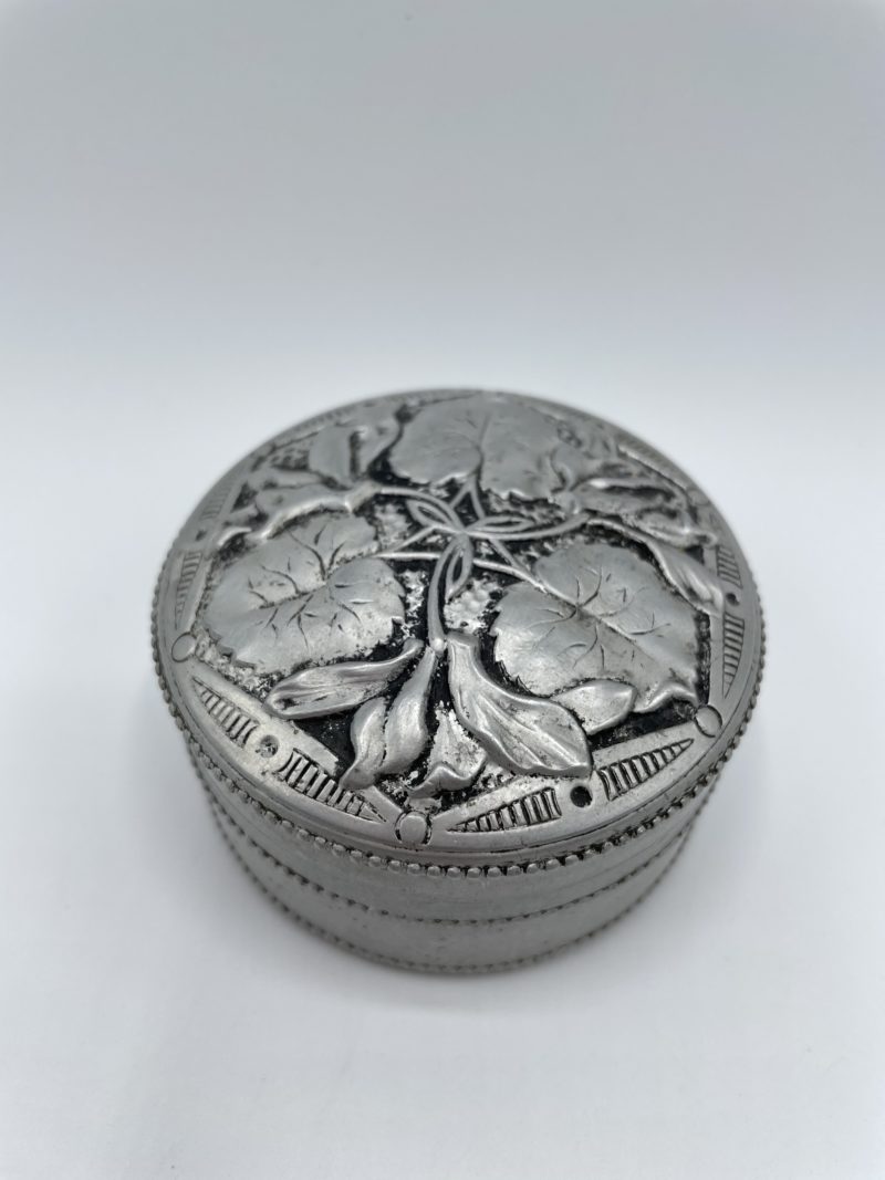 Petite boîte ronde en aluminium – Image 5