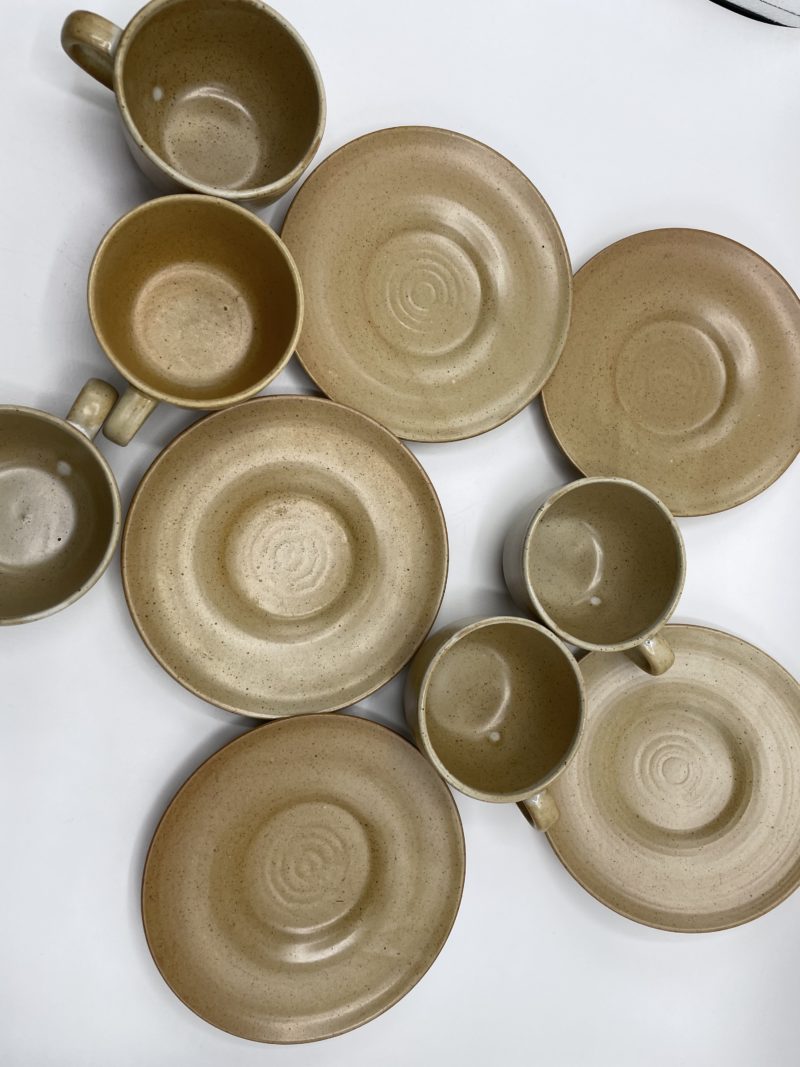 Service tasses à café et soucoupe vintage en grès – Image 5