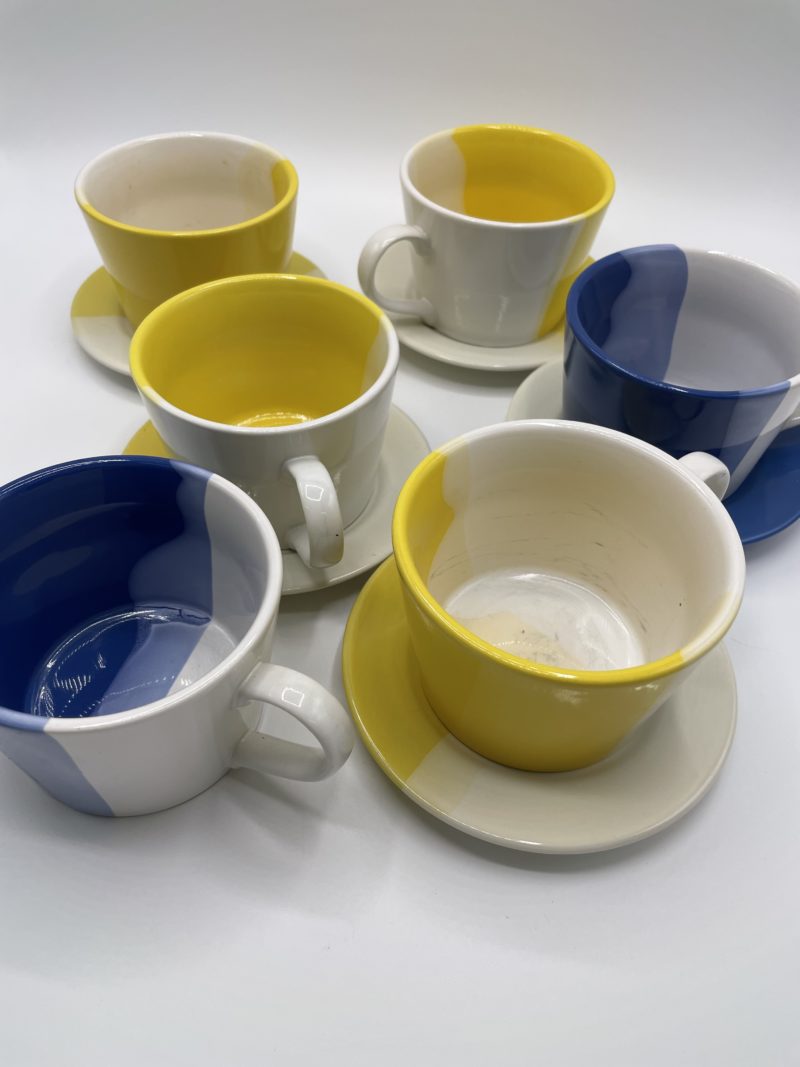 tasses mugs jaune bleu made in england