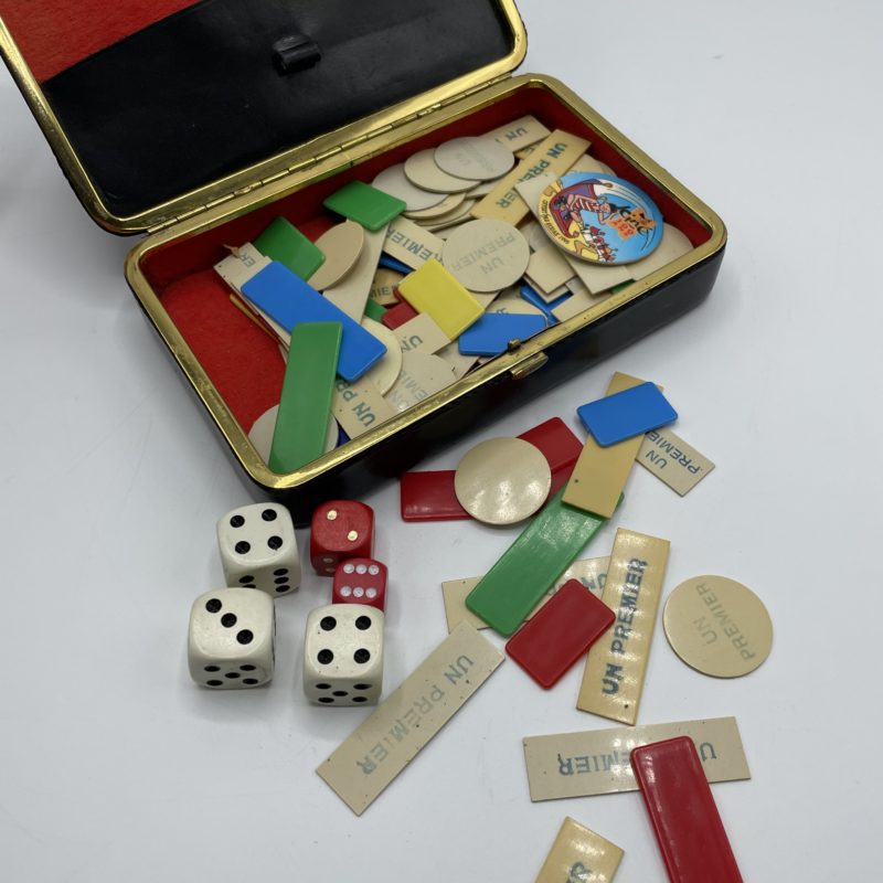boite vintage jeu collection jeton poker