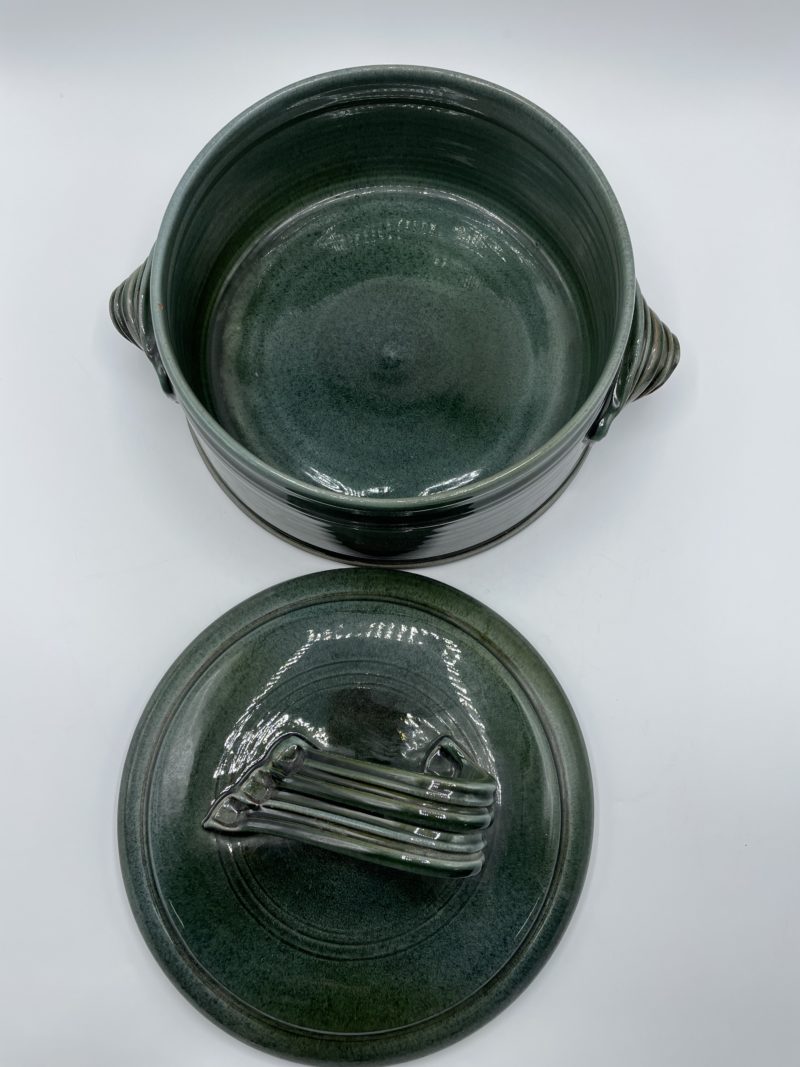 Cocotte ou terrine vintage ancienne en terre cuite émaillée vert bouteille – Image 5