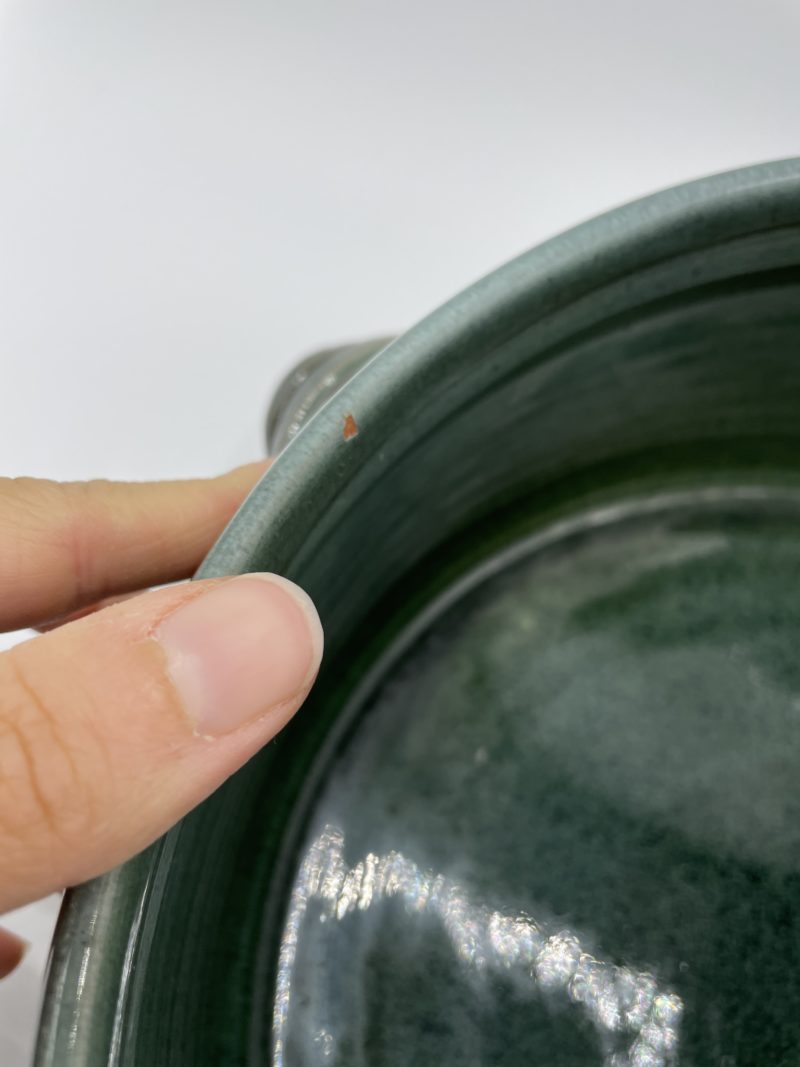 Cocotte ou terrine vintage ancienne en terre cuite émaillée vert bouteille – Image 8