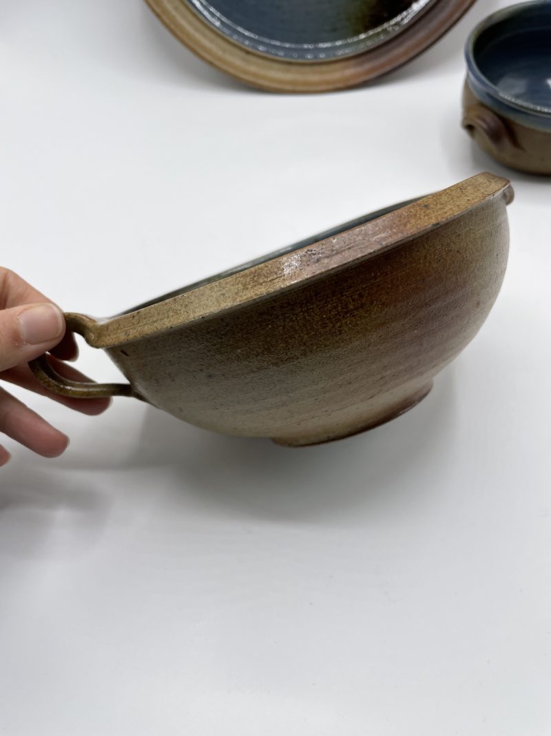 Plats de service en grès bleu et fauve – Image 5