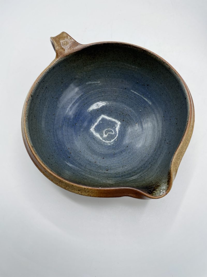 Plats de service en grès bleu et fauve – Image 6