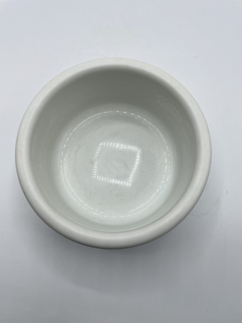 Pot en faïence ou saladier avec têtes de lion vintage – Image 4