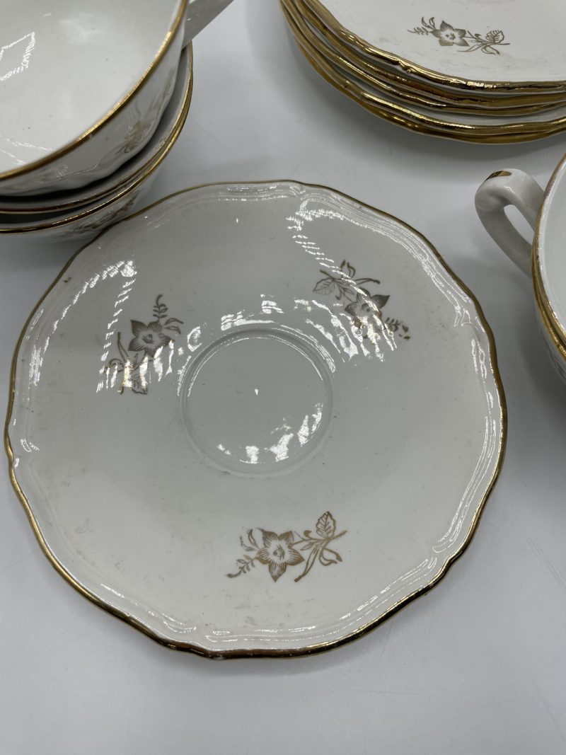 Service en porcelaine l'Amandinoise 18 pièces – Image 20