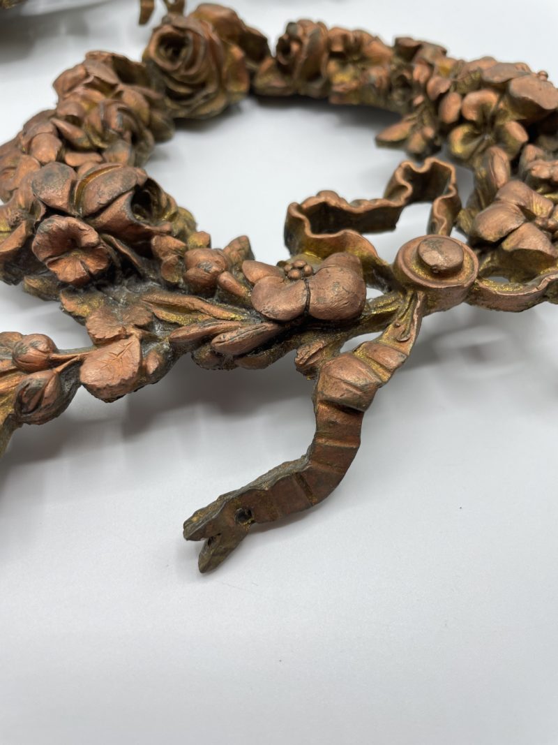 Lot de 2 ornements à crête en bronze – Image 4